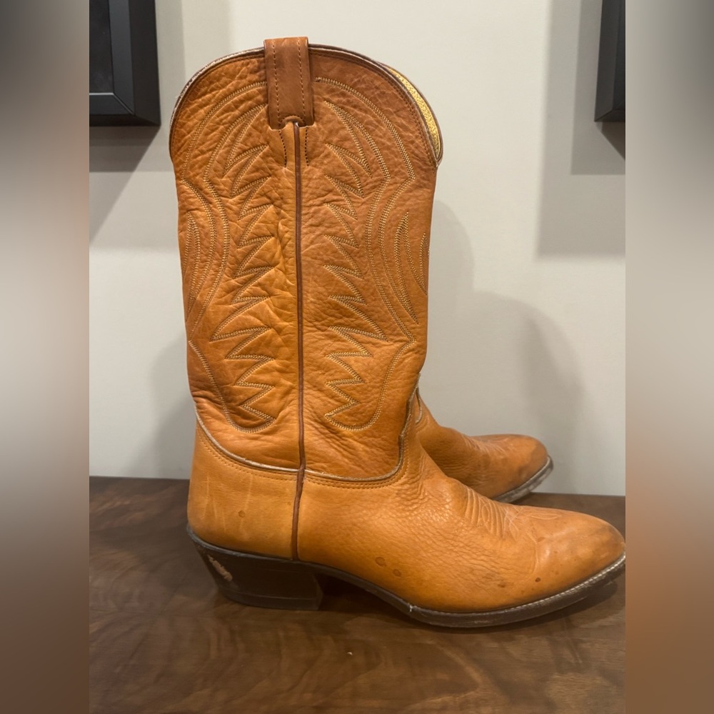 Nocona Light Brown Western Boots - Picture 5 of 10